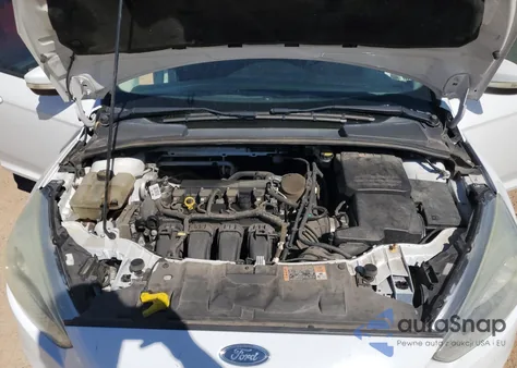 2016 Ford Focus Se z USA, uszkodzony, nr VIN 1FADP3F29GL262850